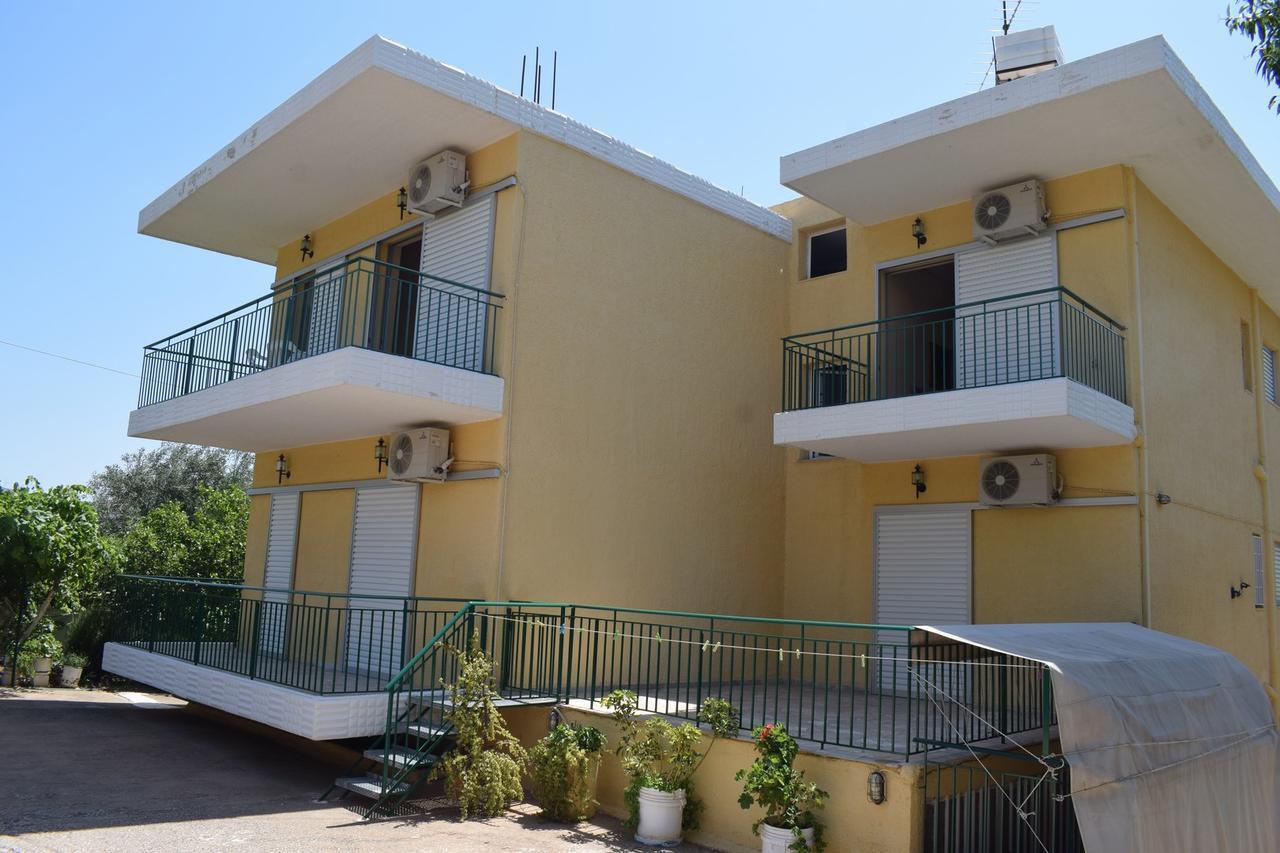 Apartments Rania トロン エクステリア 写真